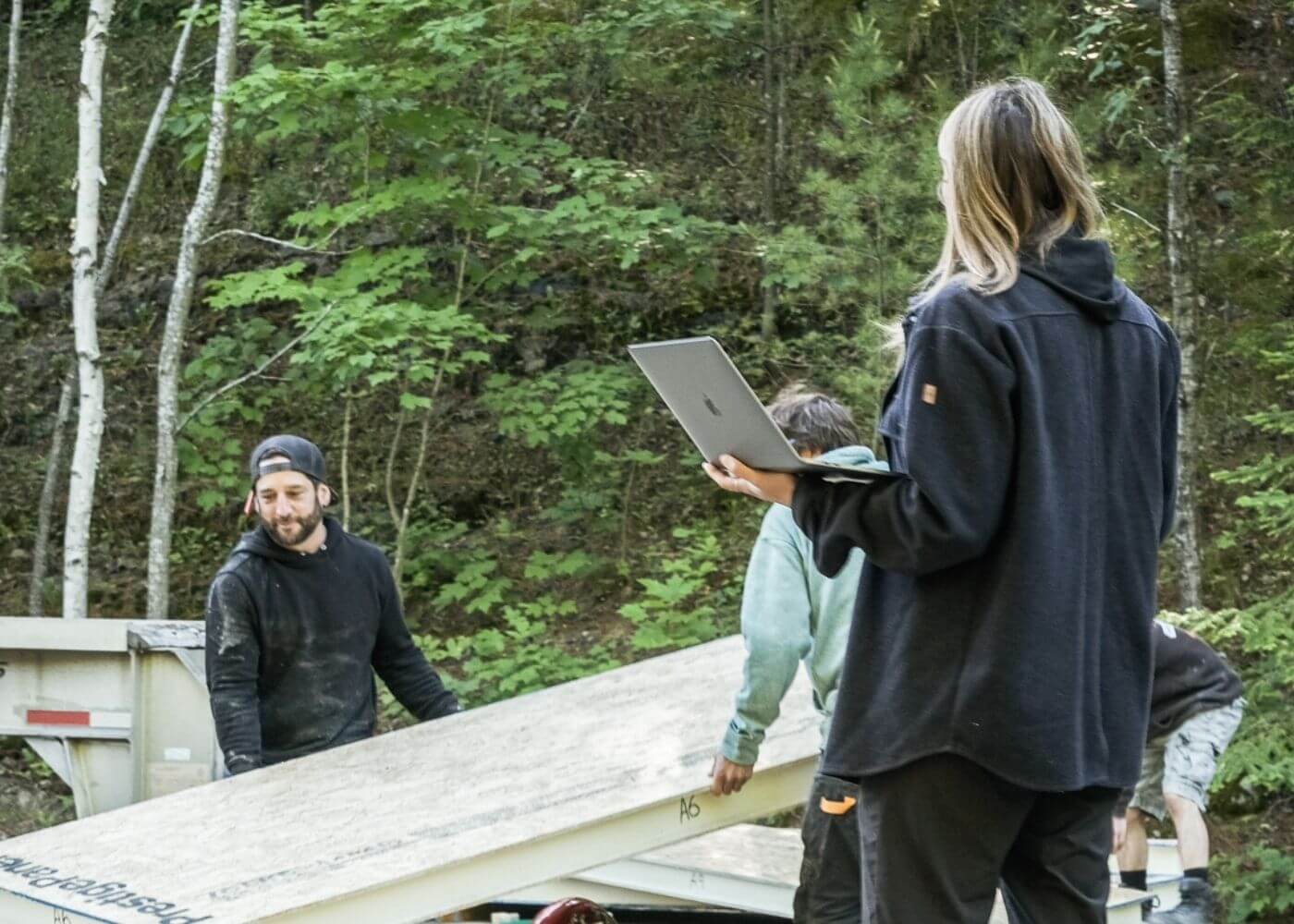 Desjardins x CampDeBase Karolina Krupa construction camp de base