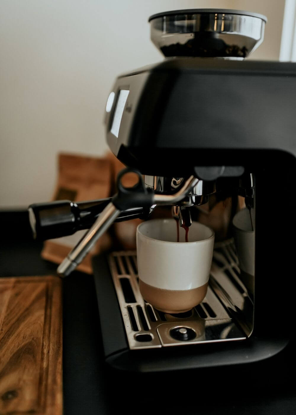 Breville x CampDeBase machine à café Barista touch breville
