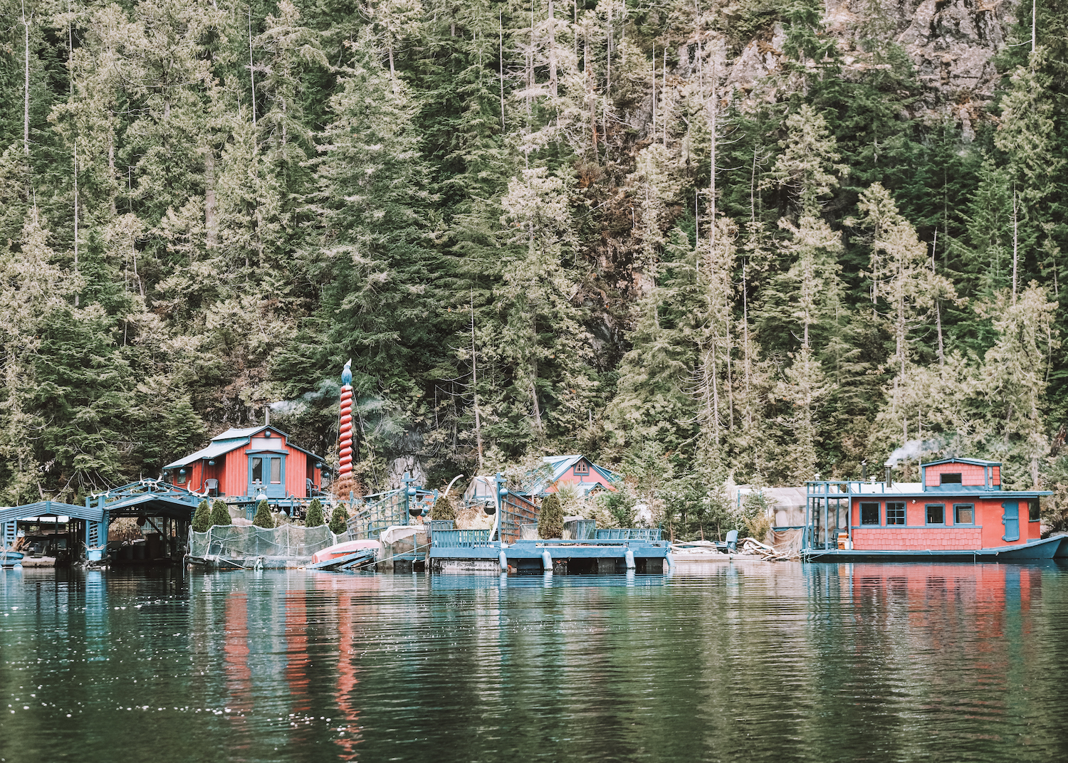 CampDeBase vie sur une île flottante